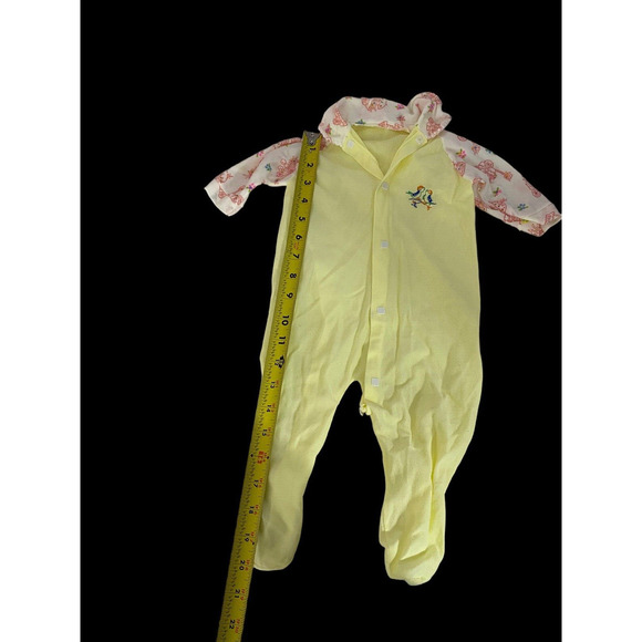 Vintage 1960s Baby Pajamas One Piece 12M Girls Soft Thin Embroidered Birds PJs - Picture 8 of 10